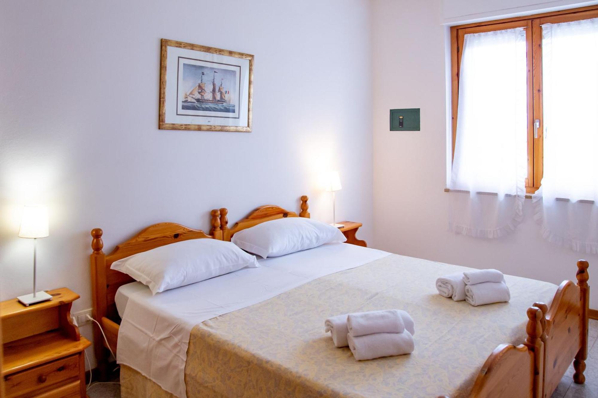 Gardenia Casa Vacanze อาลเกโร ภายนอก รูปภาพ